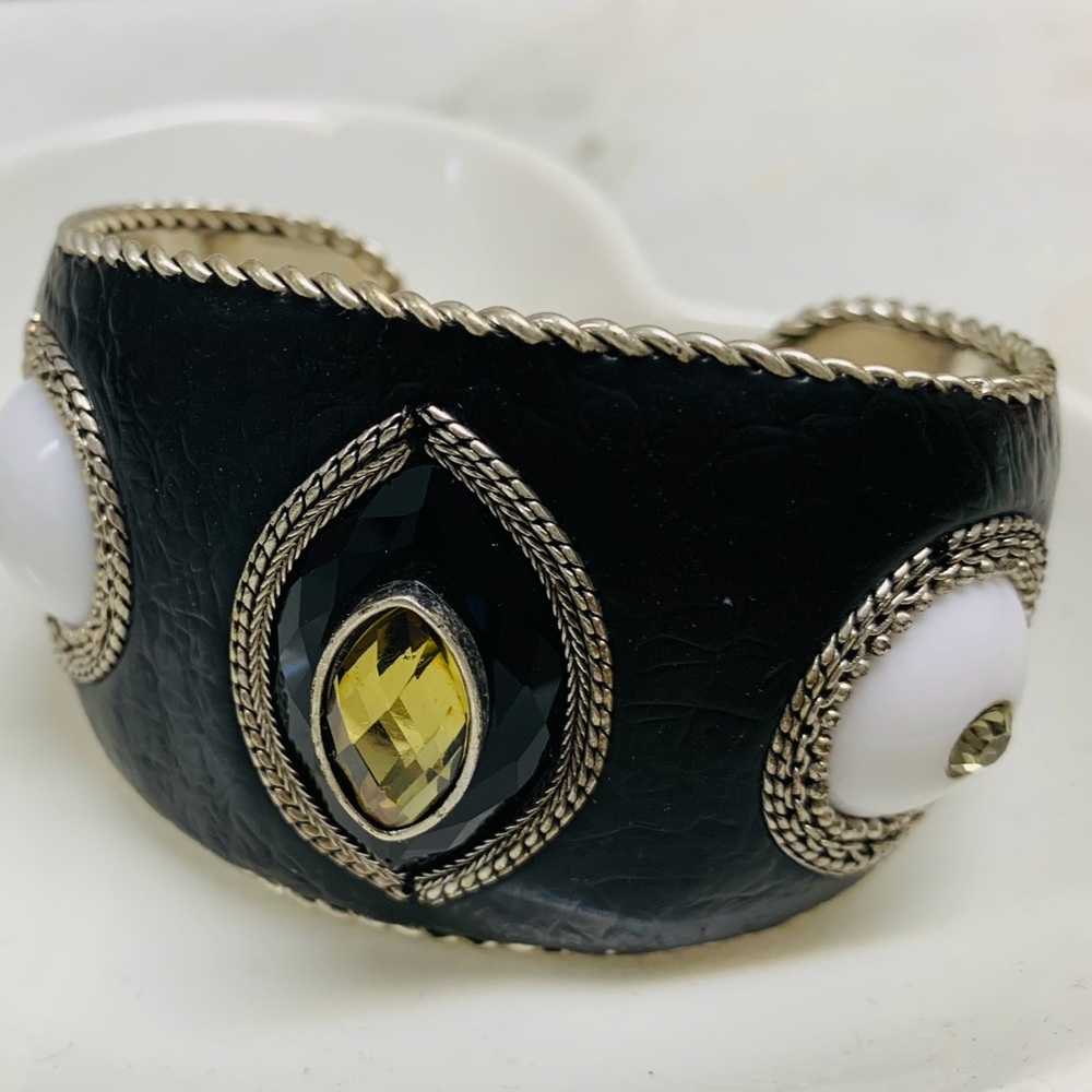 NWOT Black Cuff